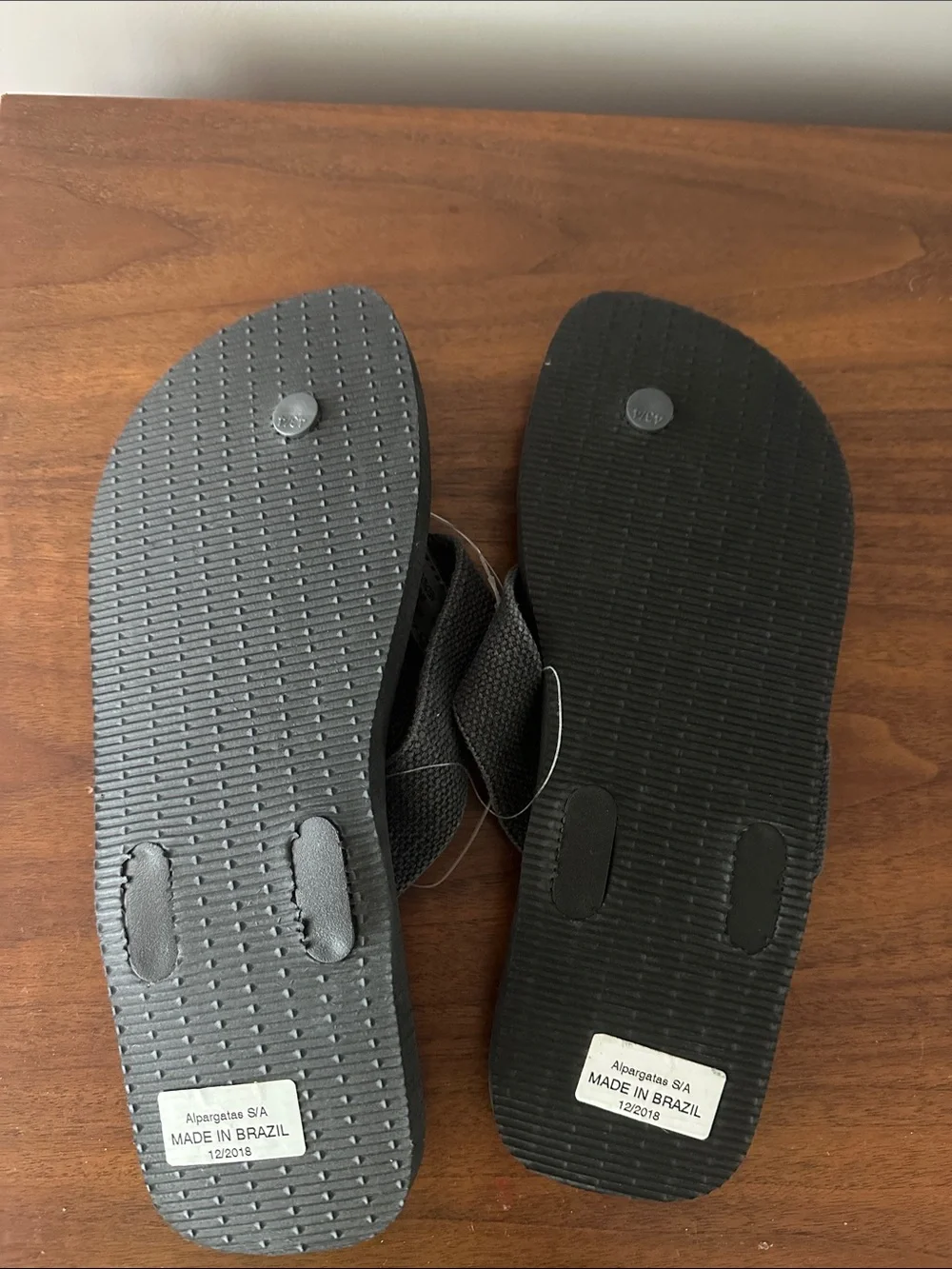 Havaianas Black Fabric Strap Flip Flops